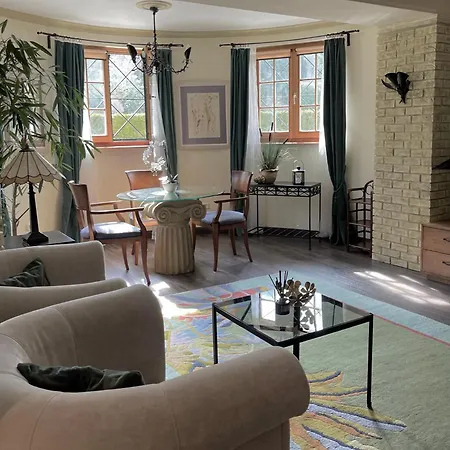 Buda Hills Apartment *
