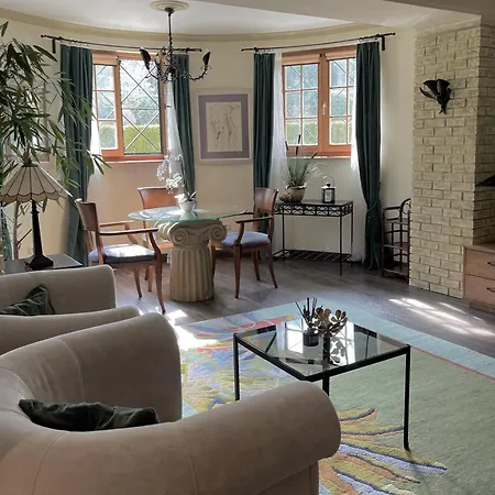 Buda Hills Apartment *